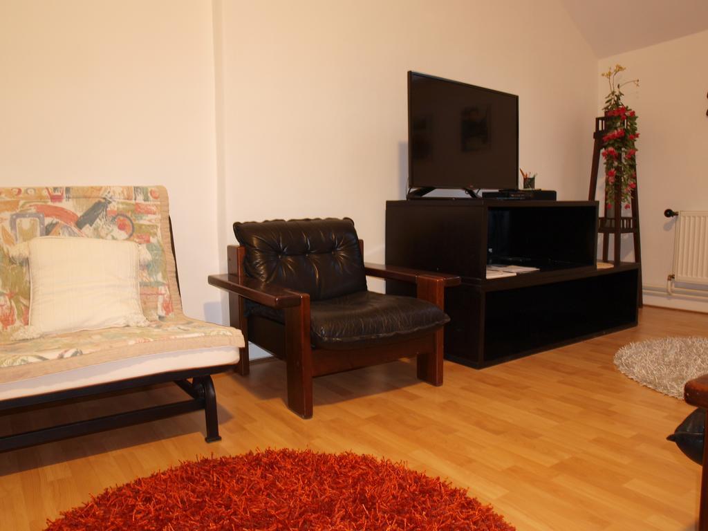 Attic Apartment City Center 프라하 외부 사진