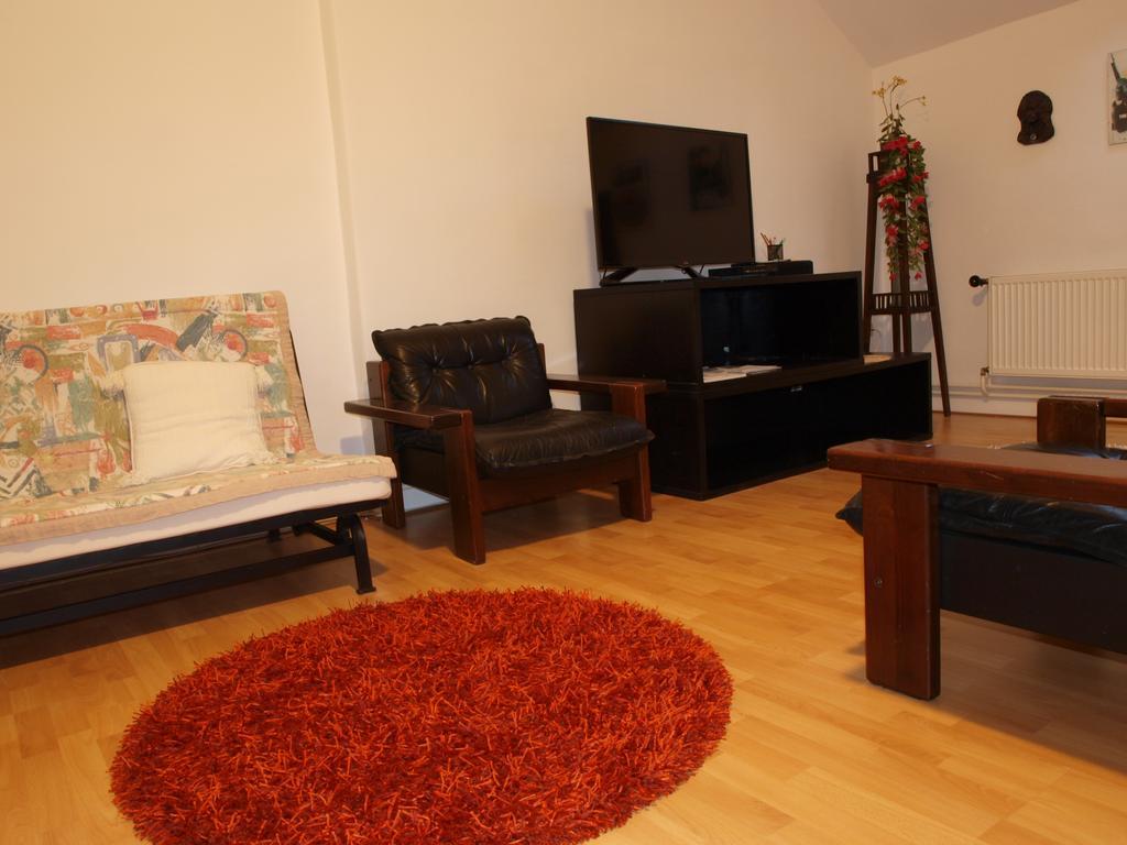 Attic Apartment City Center 프라하 외부 사진
